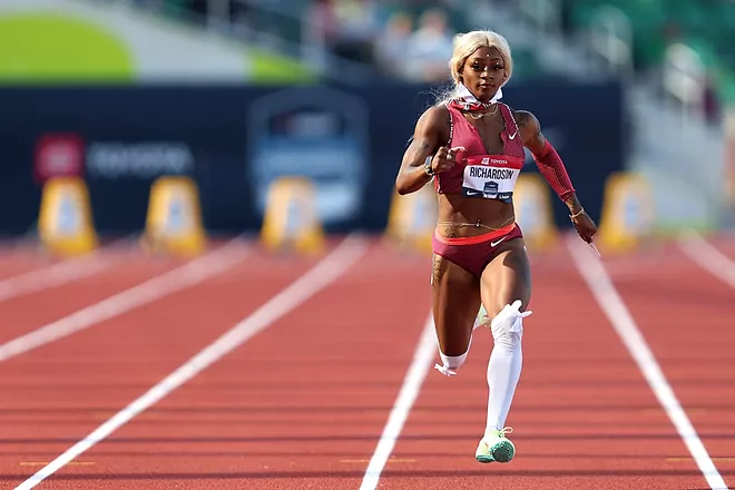 See why US sprint star Sha’Carri Richardson was kicked off her flight