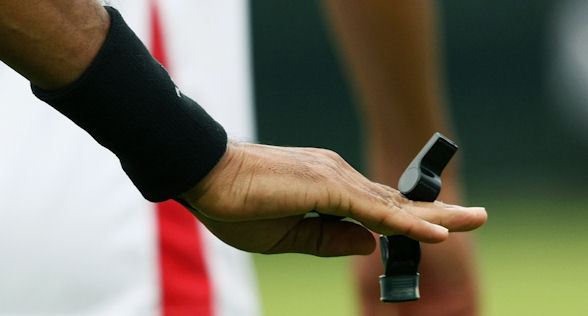 Egypt suspends referee for using spectator’s phone to review goal