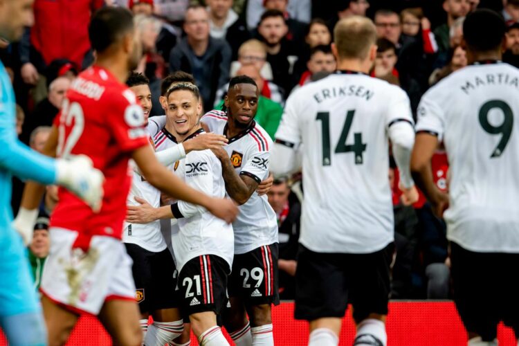 Manchester United climb to third with comfortable win over Nottingham Forest