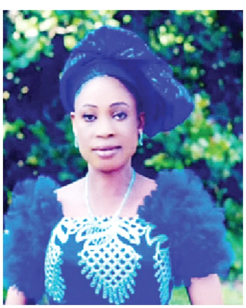 Husband tackles Lagos hospital as wife dies after childbirth