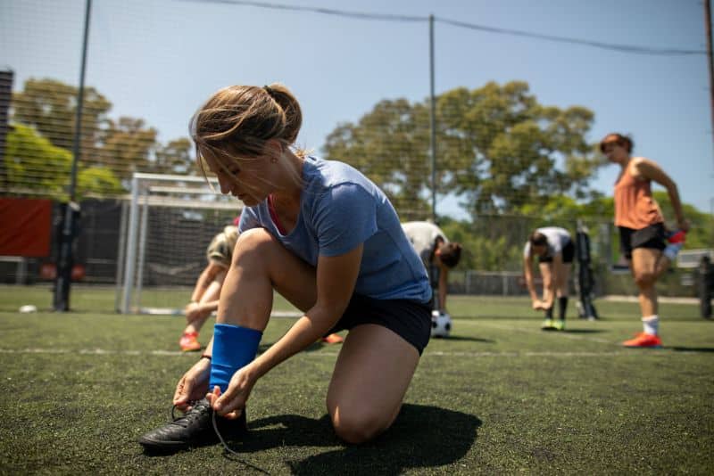 See why 80% of female footballers in European clubs have issues with football boots